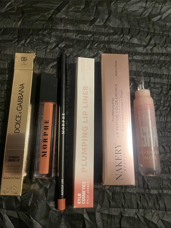 Dolce & Gabbana Other - Dolce & Gabbana and lip lot